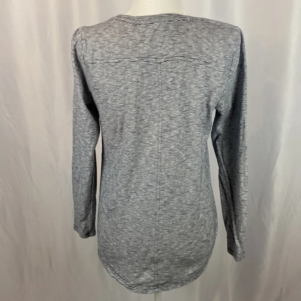 LOFT - Black & White Striped Long Sleeve Tee, Size S. - Picture 4 of 5